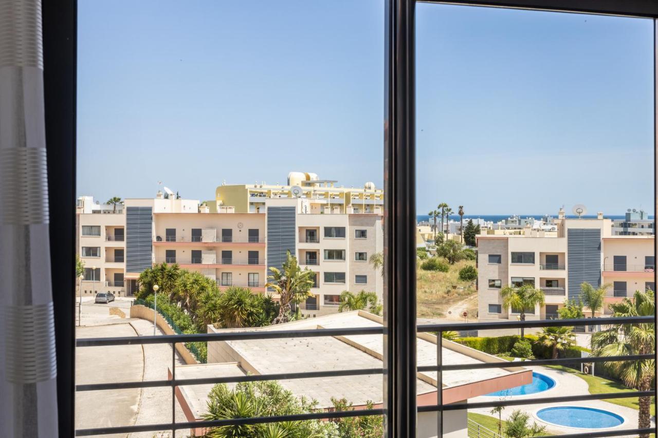 Horizon Apartment By Seewest Lagos Bagian luar foto
