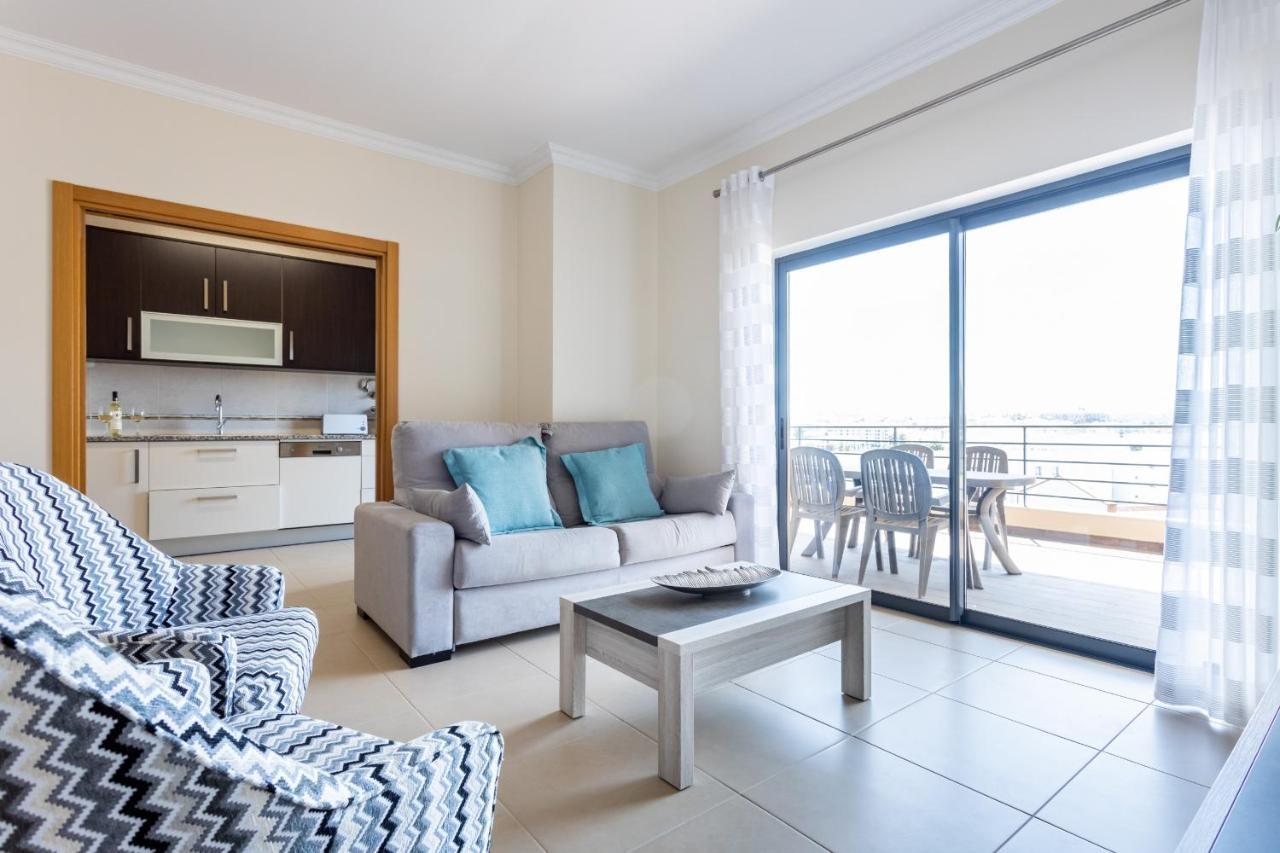 Horizon Apartment By Seewest Lagos Bagian luar foto